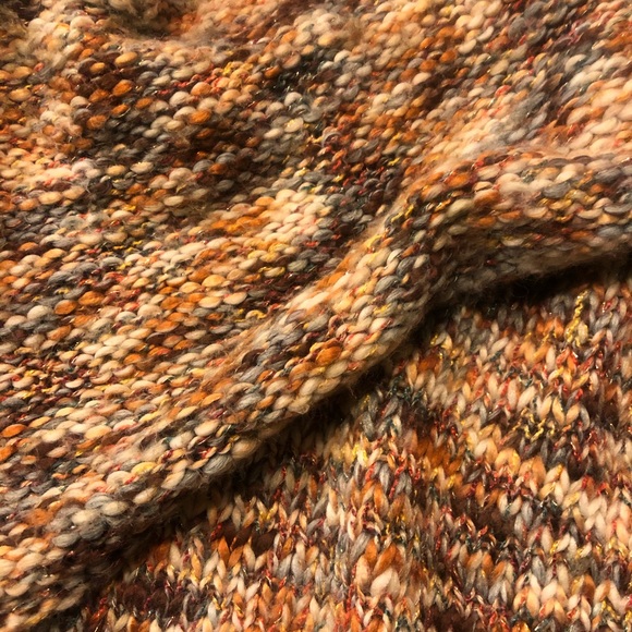 Universal Thread Sweater - Picture 2 of 6